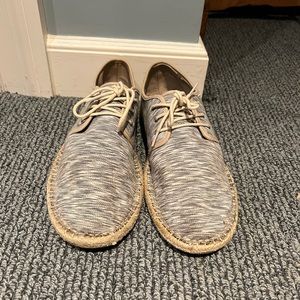 TOMS Sneakers